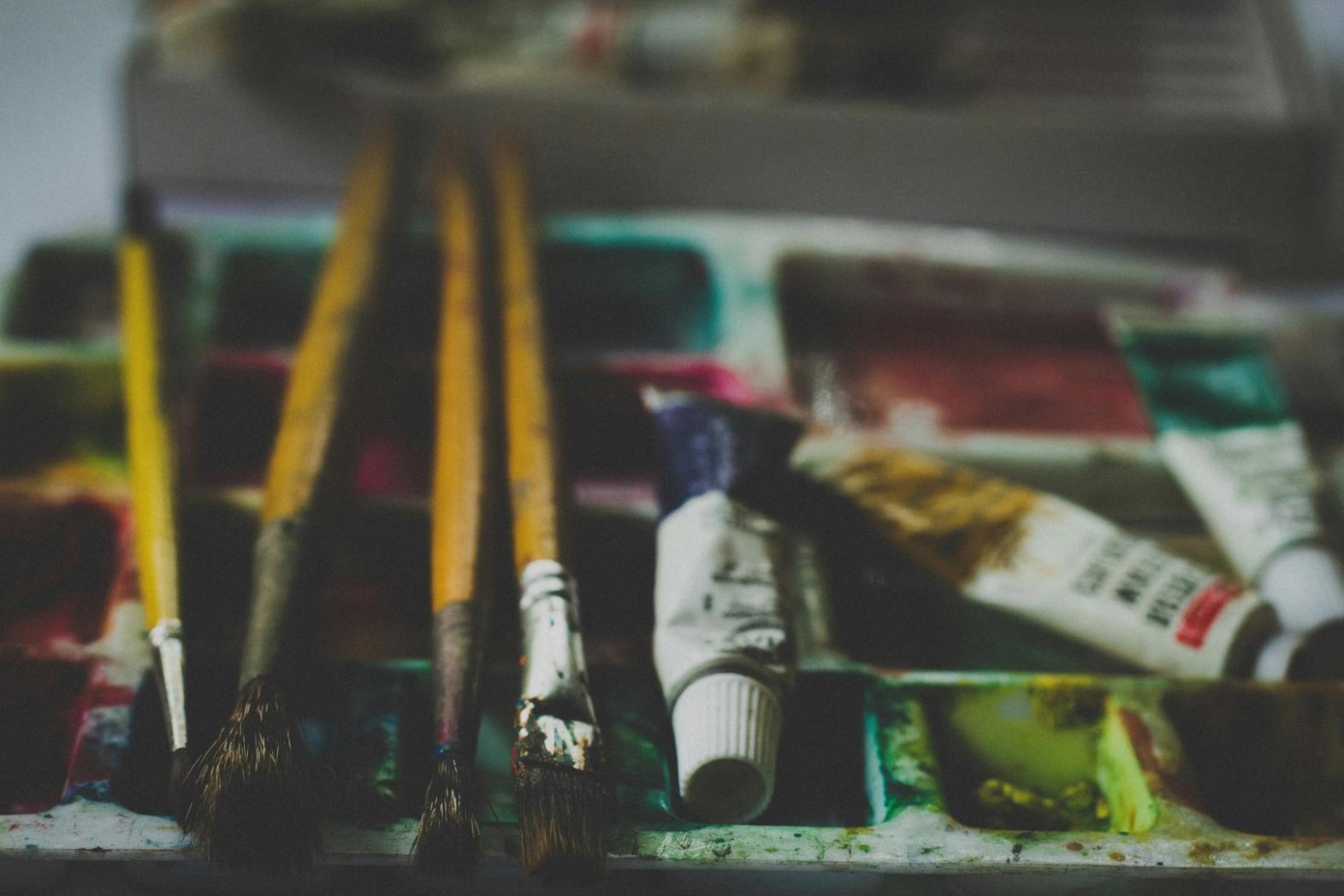 Процесс создания цифровой иллюстрации с детализацией